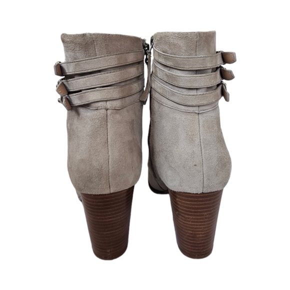 Anthropologie
Joe’s Jeans Booties Cream Suede buckles SZ 10 Boots - Picture 3 of 12